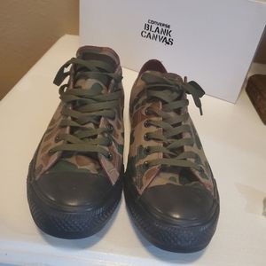 New Never Worn Custom Blank Canvas Converse Low Me